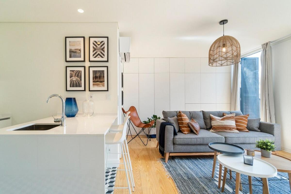 Modern 1 Bedroom Lisbon Apartment With Balcony Ngoại thất bức ảnh