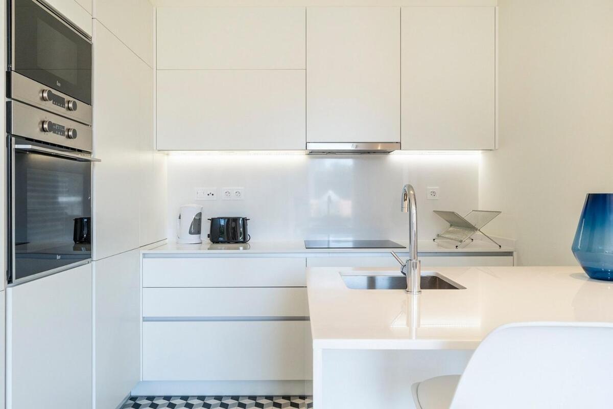 Modern 1 Bedroom Lisbon Apartment With Balcony Ngoại thất bức ảnh